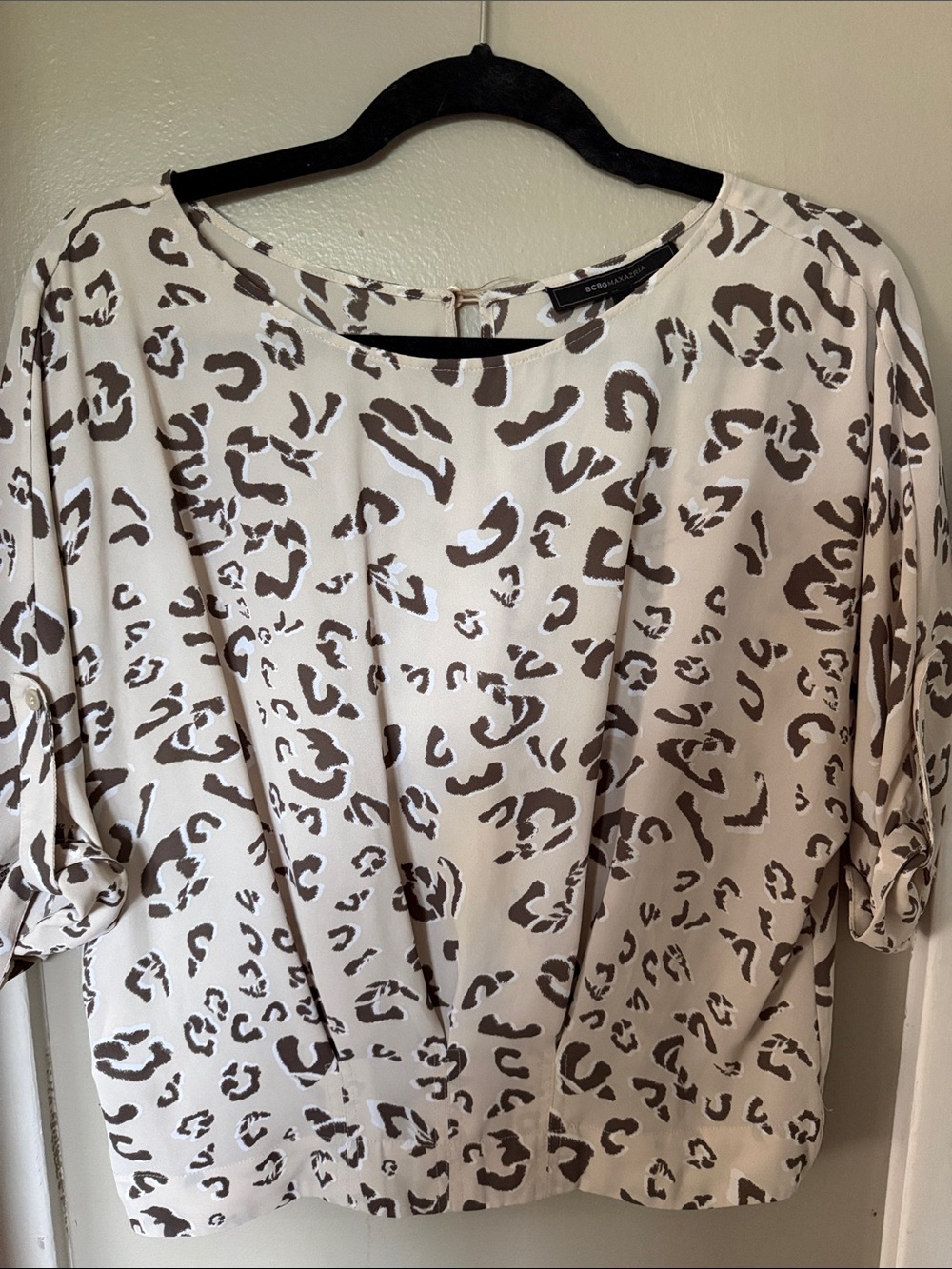 BGBG Cream Leopard Print Blouse - Short Sleeve Women Top